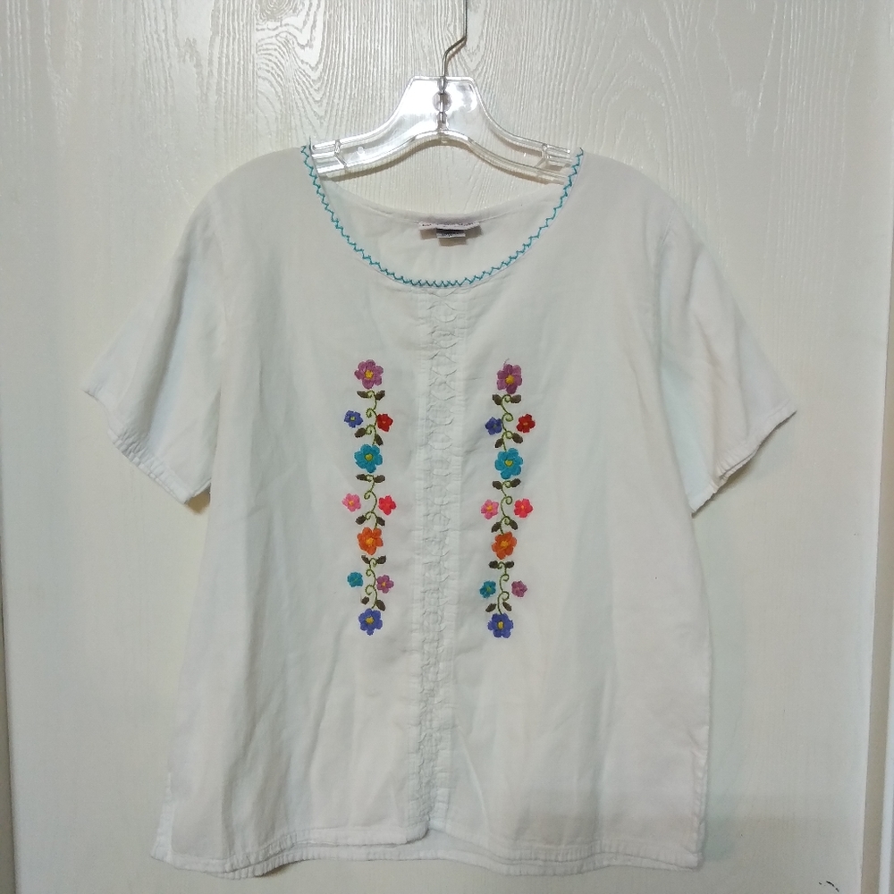 Cute Guatemalan Embroidered Top Sz M